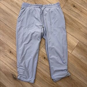 LULULEMON Women's Dance Studio Mid-Rise Cropped Pant